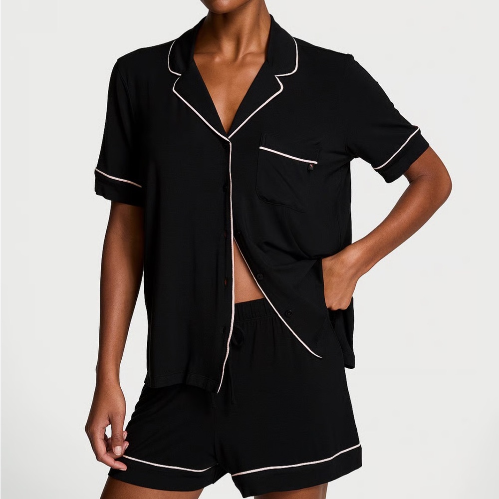 Victorias Secret Pajama Set
